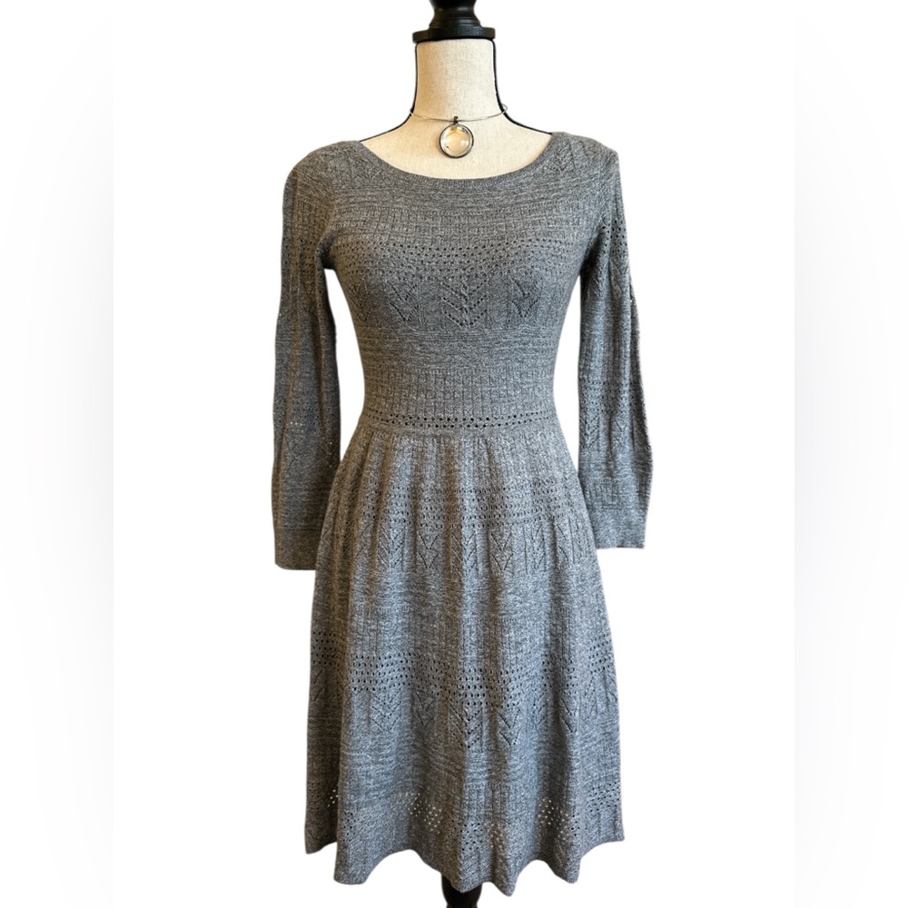 American Eagle Gray Pointelle Knit Fit & Flare Sweater Dress Preppy Chic Small - Picture 2 of 8